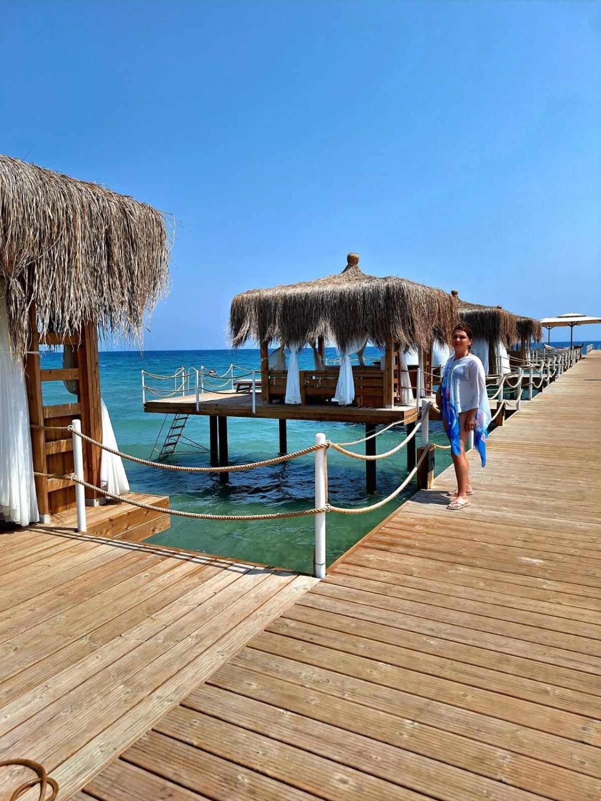 Sunrise Beach Club Gastria Exterior photo